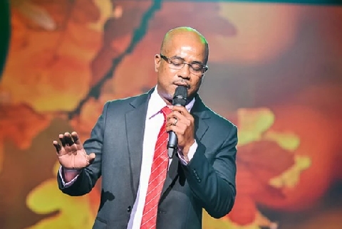 Khán Giả Xa Gần - Randy