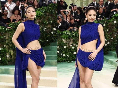 Jennie cực cháy qua cam thường tại Met Gala 2024